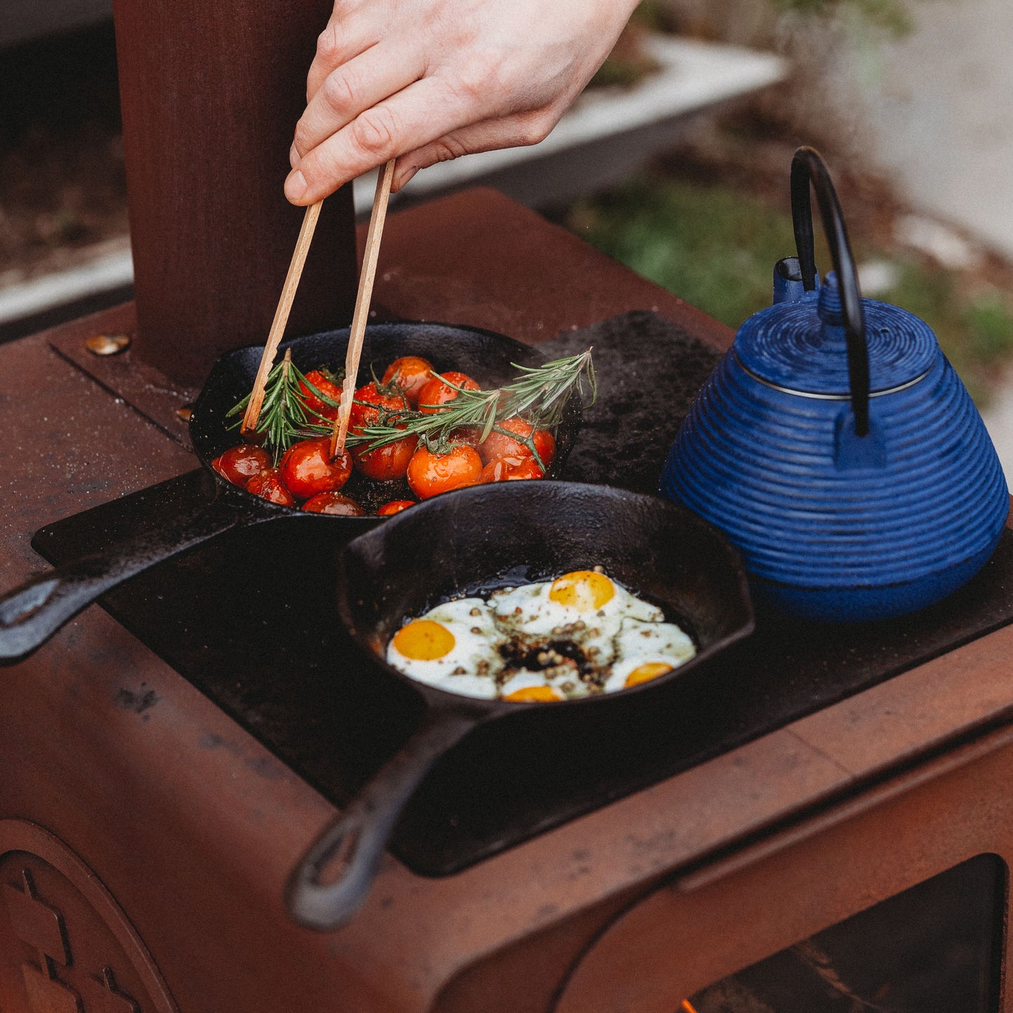 Top cooking plate of GrillSymbol Amigo outdoor stove