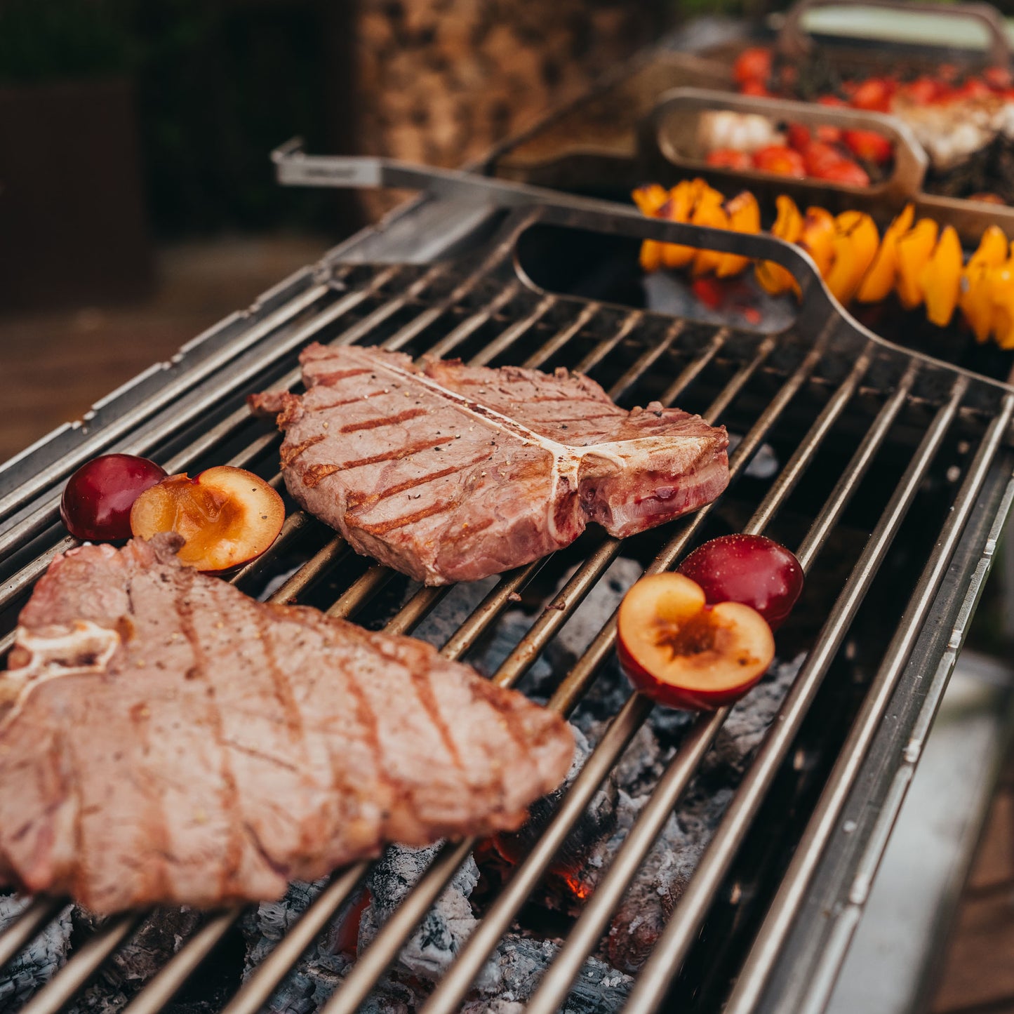 GrillSymbol Charcoal Grill Naked Chef XL Silver - The Garden Flame