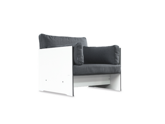 RIVA Lounger by conmoto | Stylish & Weatherproof Seating