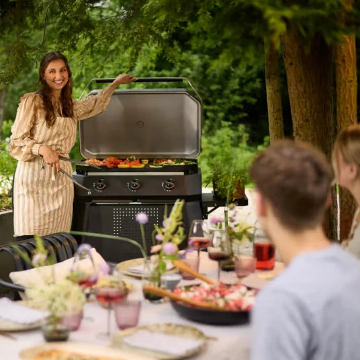 Cozze 800 Series BBQ accessory cart with gas bottle storage