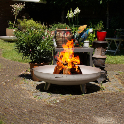 MOODZ Fire Bowl With Feet And Handles
