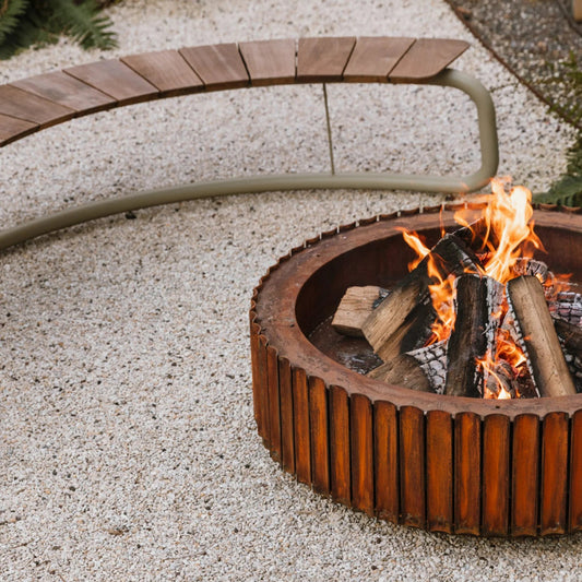 Wünder The Bow Outdoor Semi-Circle Bench