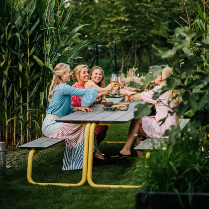 Wünder The Table Outdoor Furniture
