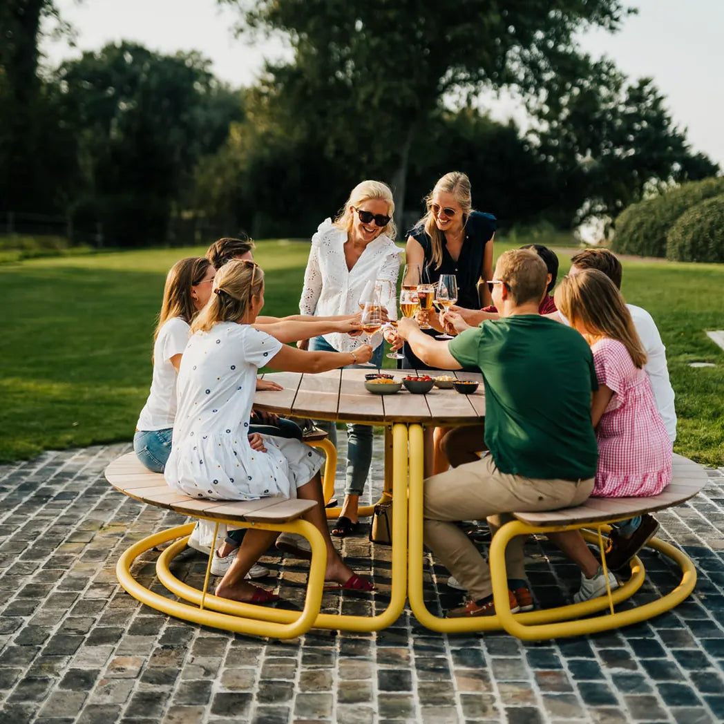 Wünder The Circle Table & Bench Set Outdoor Furniture