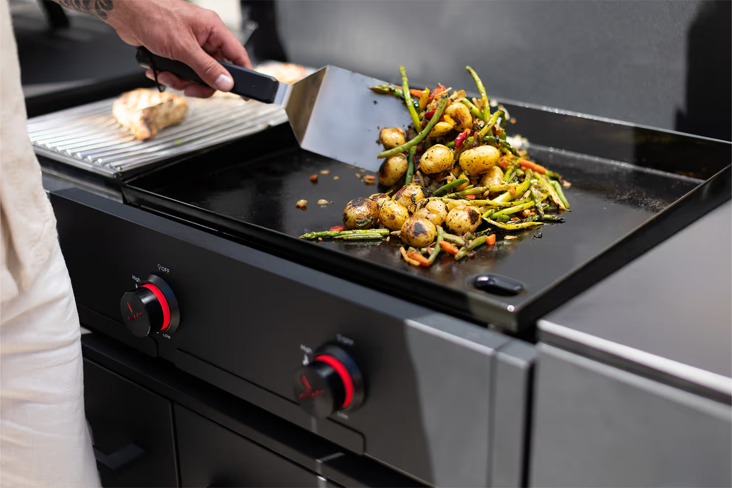 Cozze Elements Outdoor Kitchen with Grill