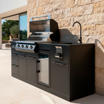 All-in-one outdoor kitchen for family gatherings
