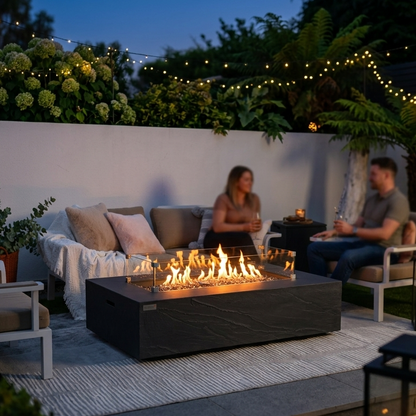 Elementi Cape Town fire table in outdoor setting 