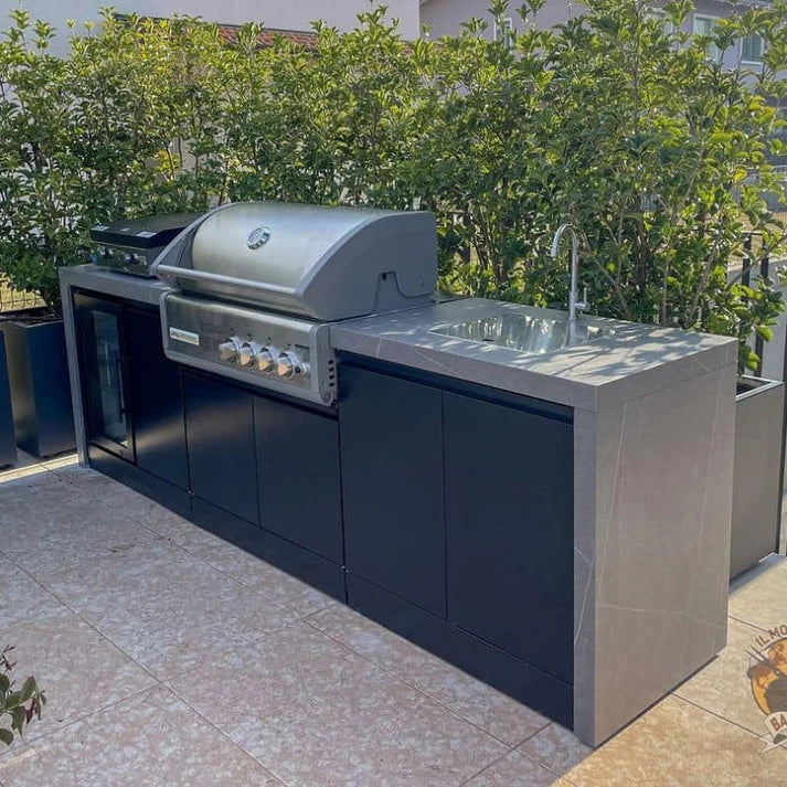 GrandPro 215 Series Crossray 4 Burner Outdoor Kitchen