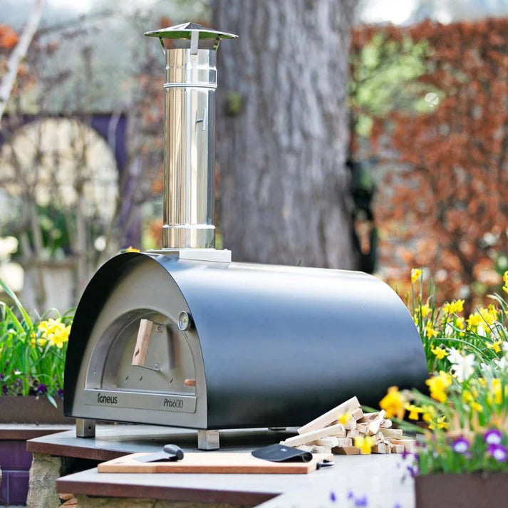 Igneus Pro 600 Wood Fired Pizza Oven Pro Bundle