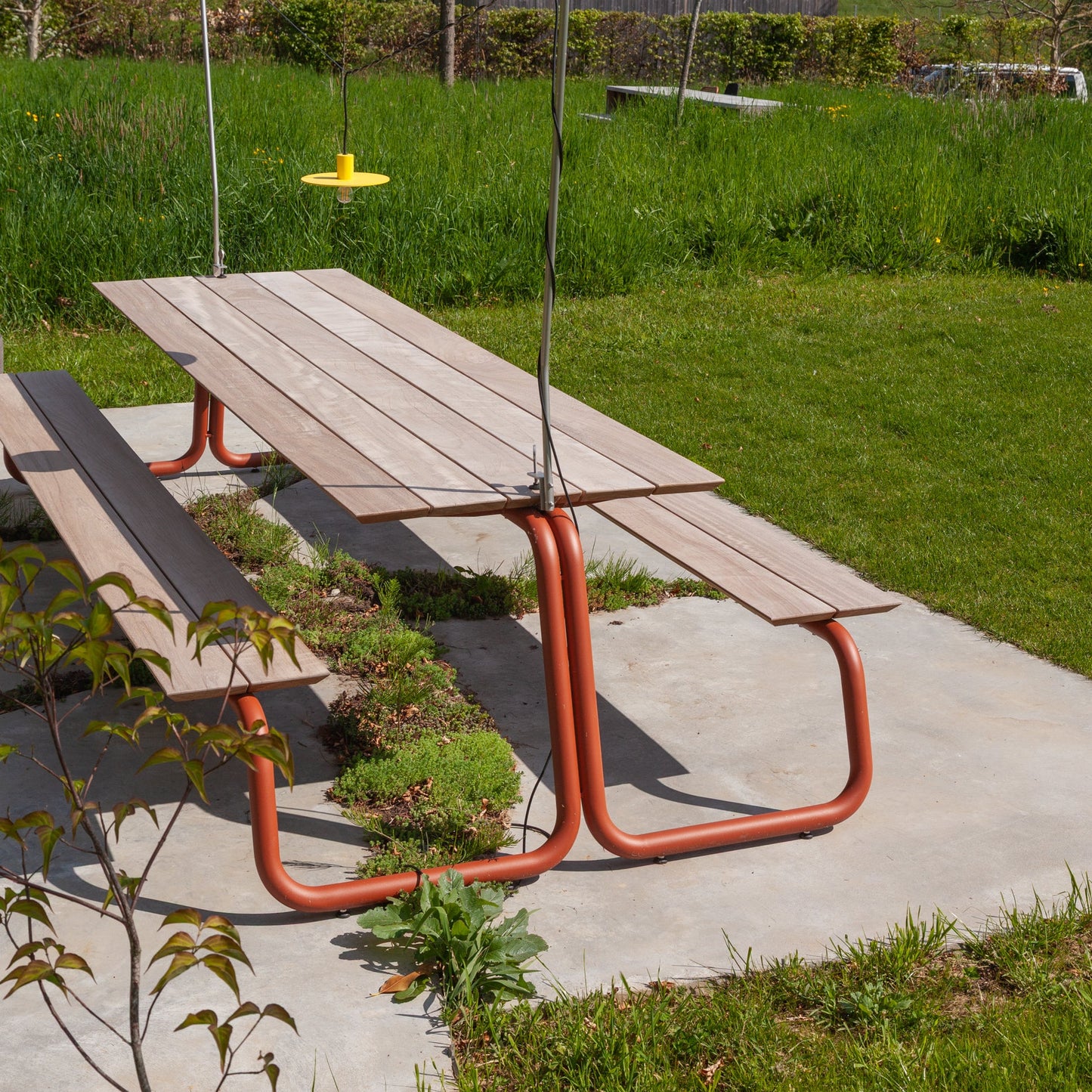 Wünder The Table Large & Seat Low Bundle Outdoor Living